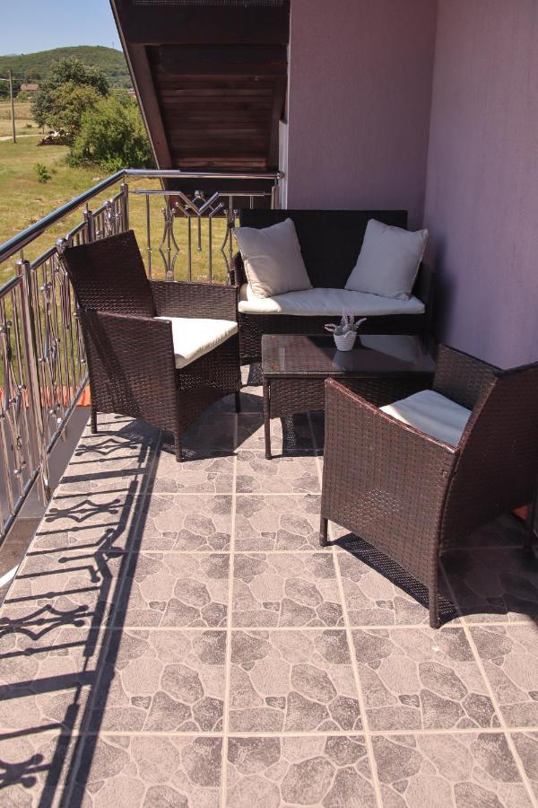 Apartments Sweet Home Otočac Esterno foto